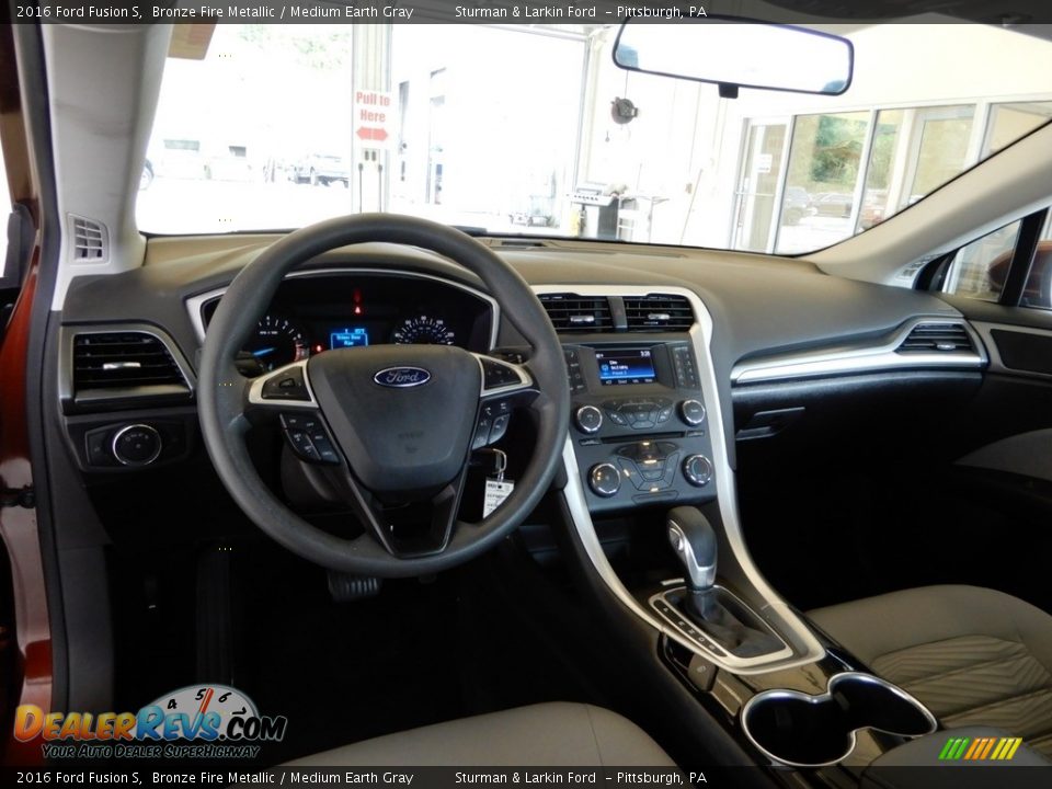 2016 Ford Fusion S Bronze Fire Metallic / Medium Earth Gray Photo #9