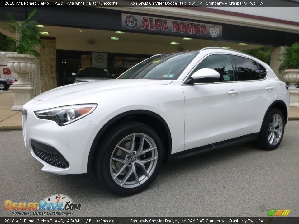 2018 Alfa Romeo Stelvio Ti AWD Alfa White / Black/Chocolate Photo #2