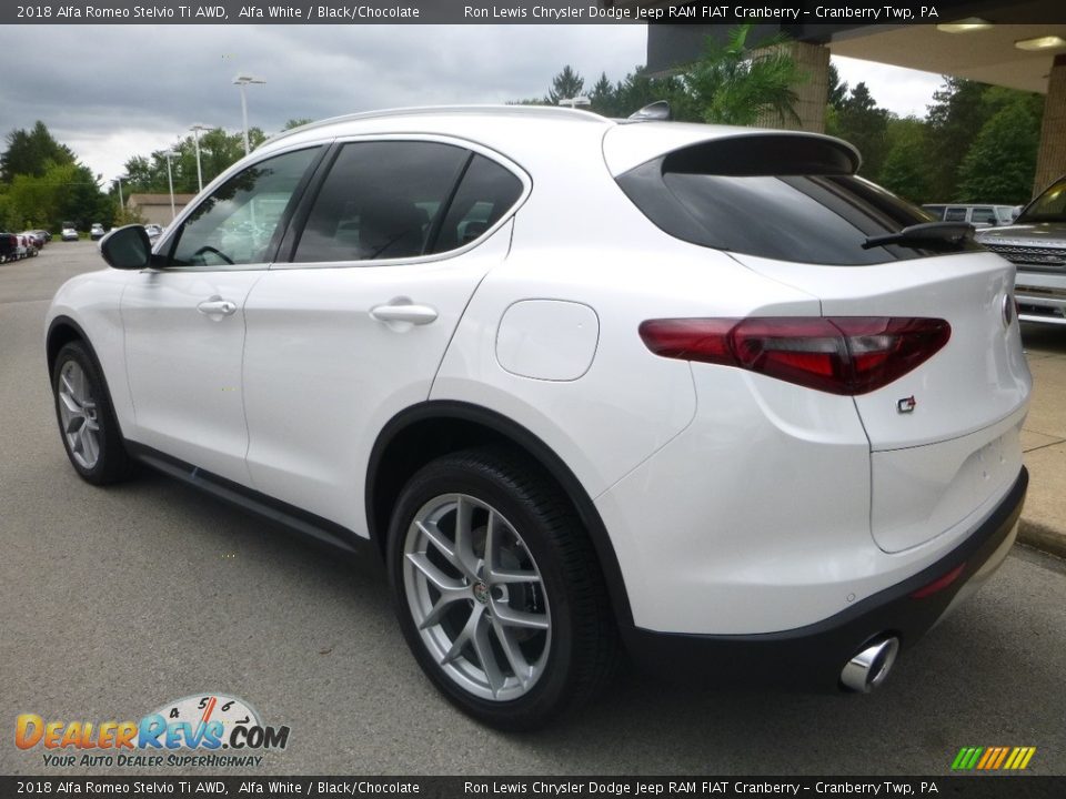 2018 Alfa Romeo Stelvio Ti AWD Alfa White / Black/Chocolate Photo #5