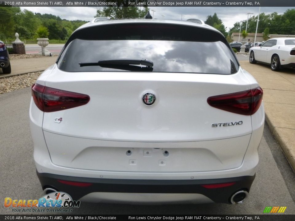 2018 Alfa Romeo Stelvio Ti AWD Alfa White / Black/Chocolate Photo #6
