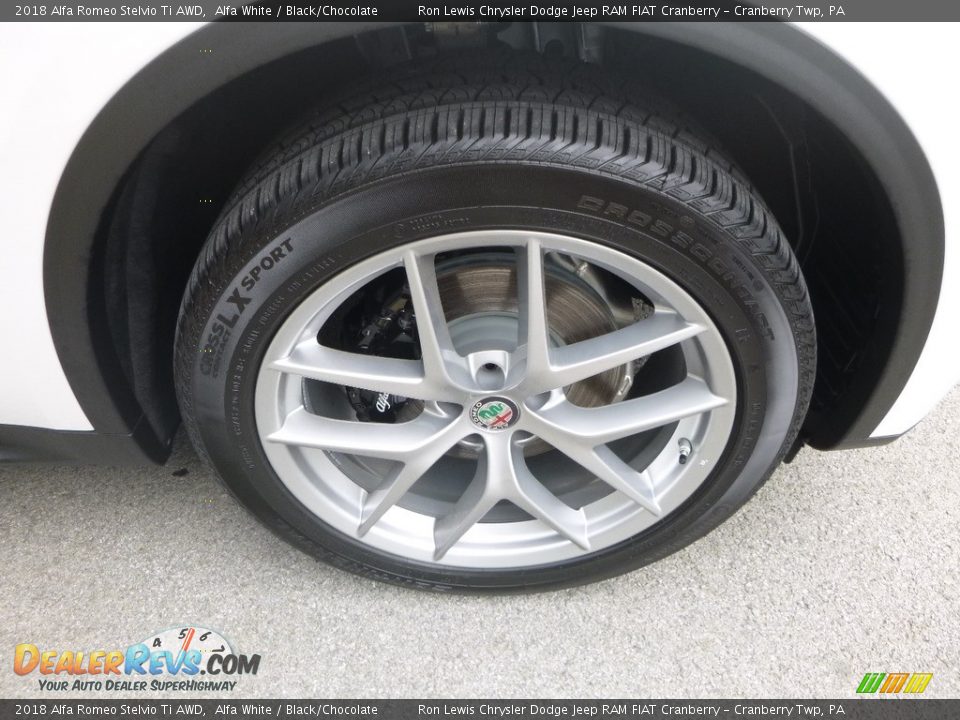 2018 Alfa Romeo Stelvio Ti AWD Alfa White / Black/Chocolate Photo #13