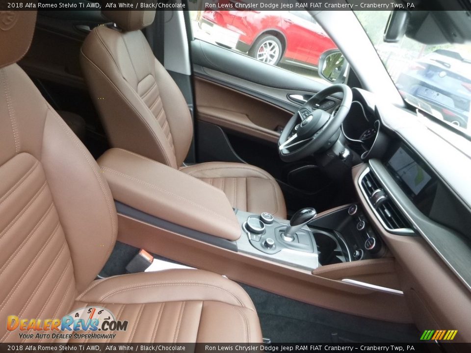 2018 Alfa Romeo Stelvio Ti AWD Alfa White / Black/Chocolate Photo #14