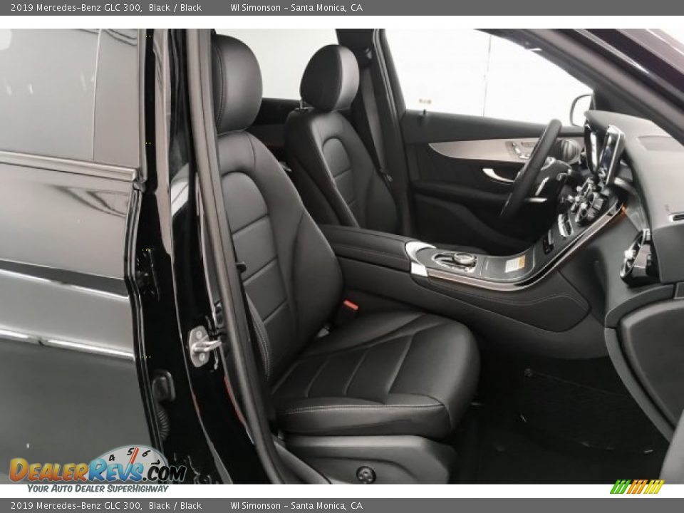 2019 Mercedes-Benz GLC 300 Black / Black Photo #5
