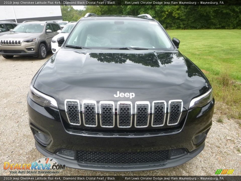 2019 Jeep Cherokee Latitude Plus 4x4 Diamond Black Crystal Pearl / Black Photo #8