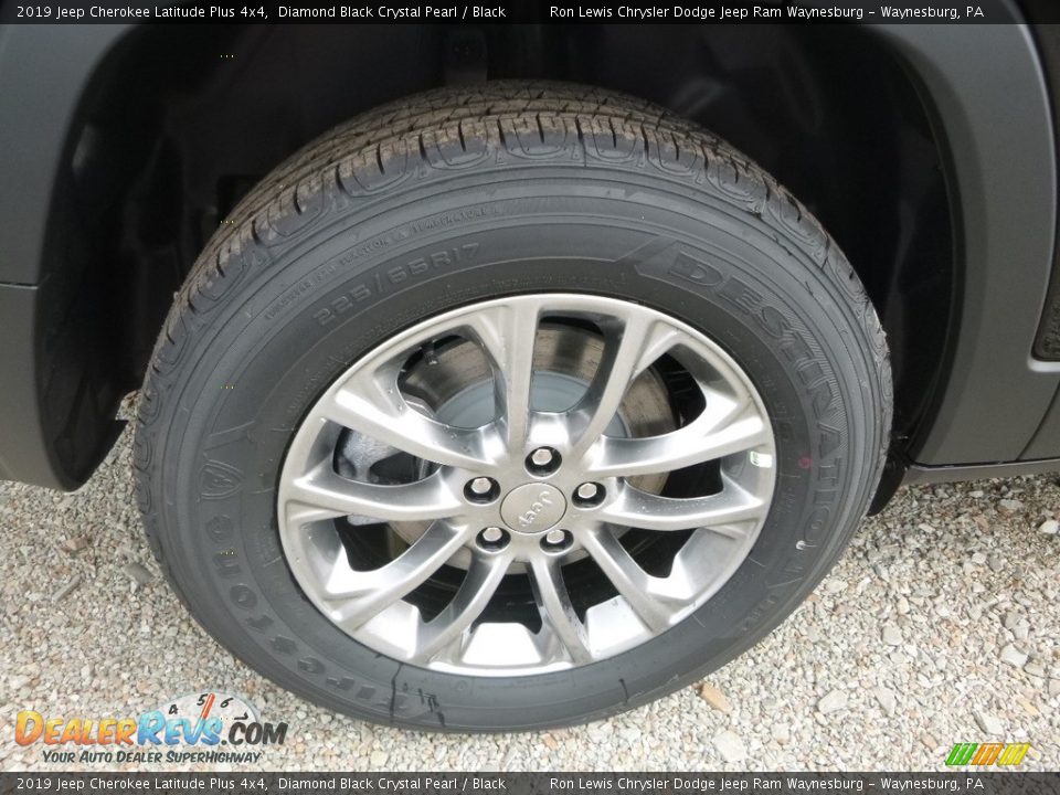 2019 Jeep Cherokee Latitude Plus 4x4 Diamond Black Crystal Pearl / Black Photo #9