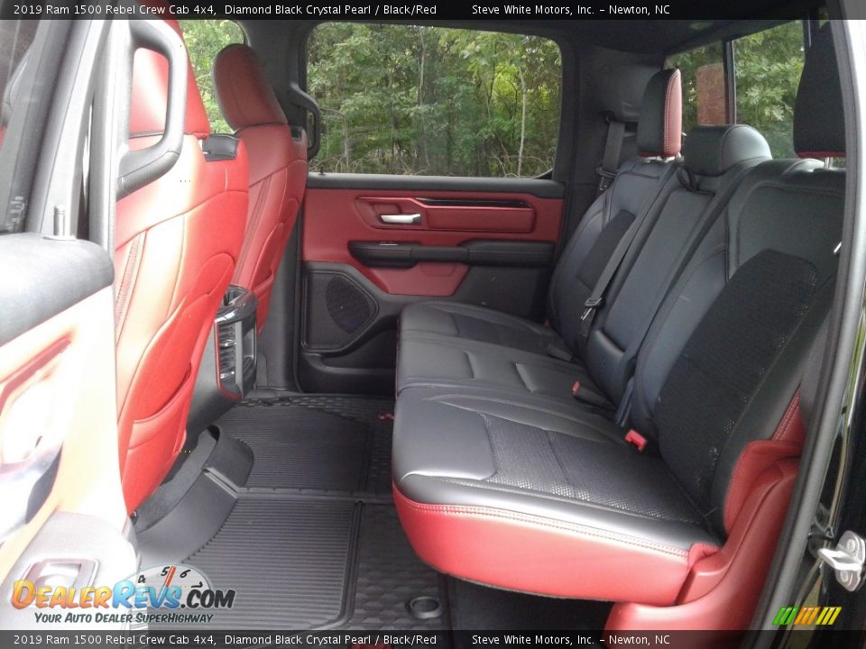 2019 Ram 1500 Rebel Crew Cab 4x4 Diamond Black Crystal Pearl / Black/Red Photo #11