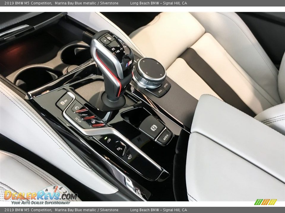 2019 BMW M5 Competition Shifter Photo #7