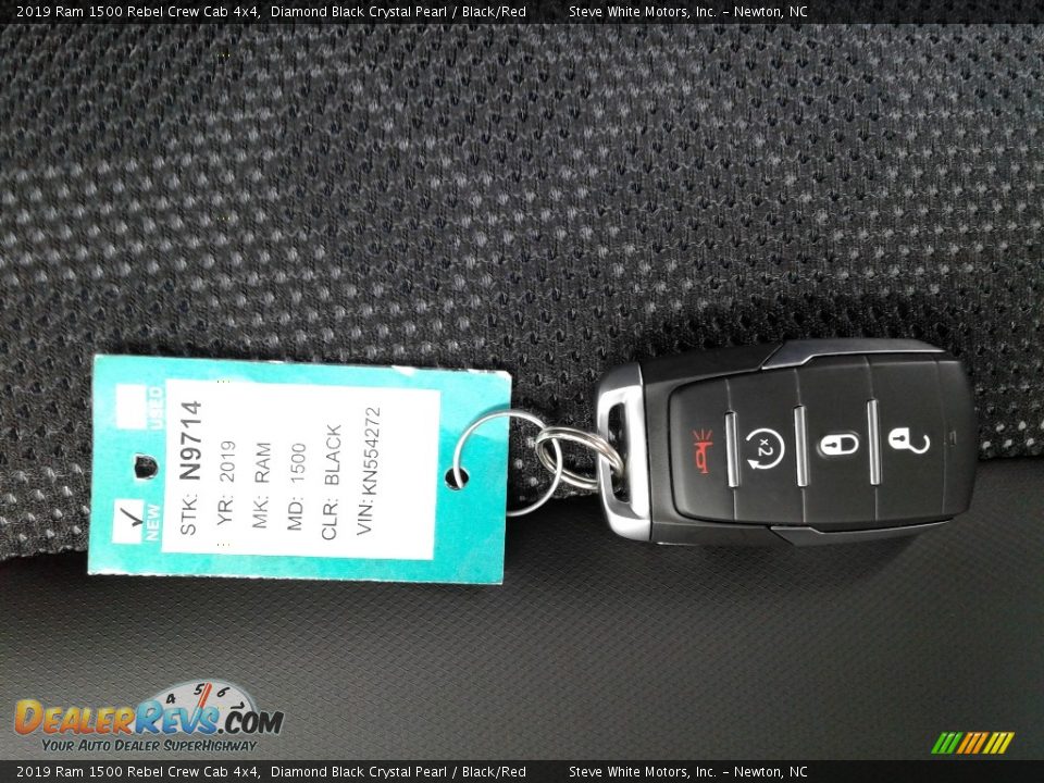 2019 Ram 1500 Rebel Crew Cab 4x4 Diamond Black Crystal Pearl / Black/Red Photo #29