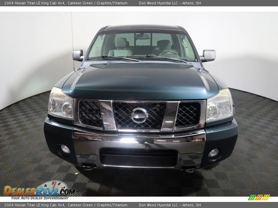2004 Nissan Titan LE King Cab 4x4 Canteen Green / Graphite/Titanium Photo #4