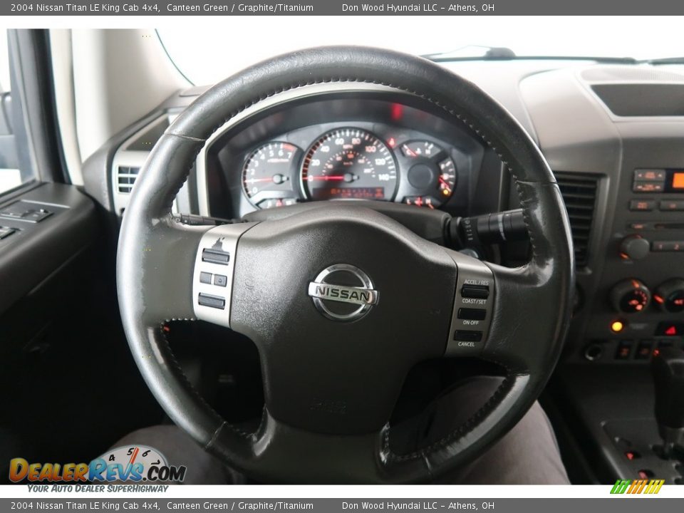 2004 Nissan Titan LE King Cab 4x4 Canteen Green / Graphite/Titanium Photo #14