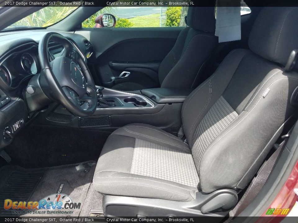 2017 Dodge Challenger SXT Octane Red / Black Photo #9