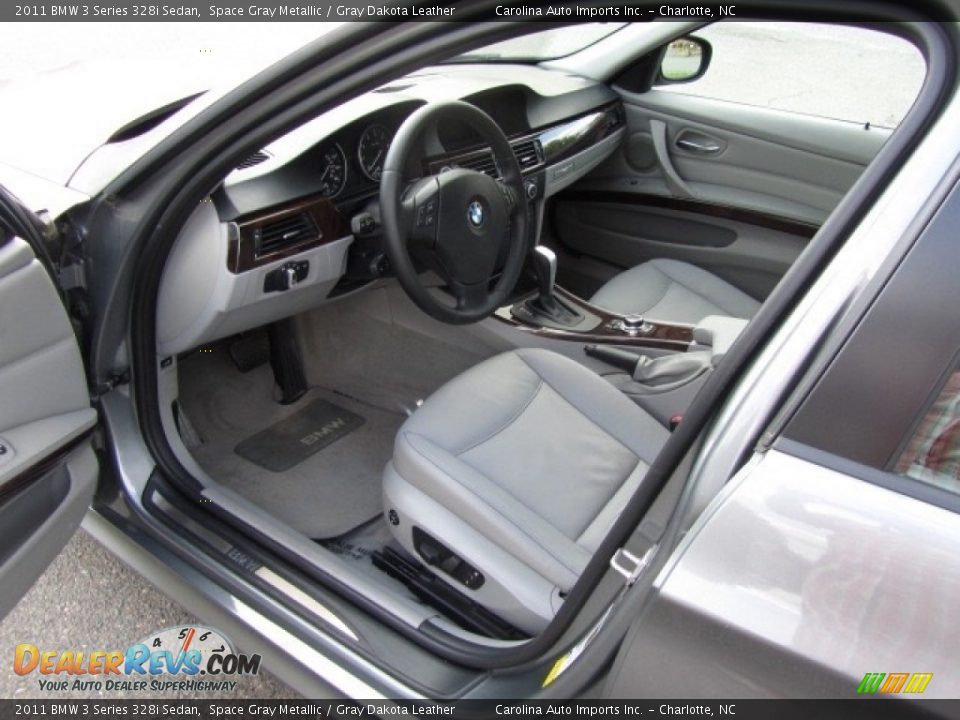 2011 BMW 3 Series 328i Sedan Space Gray Metallic / Gray Dakota Leather Photo #16