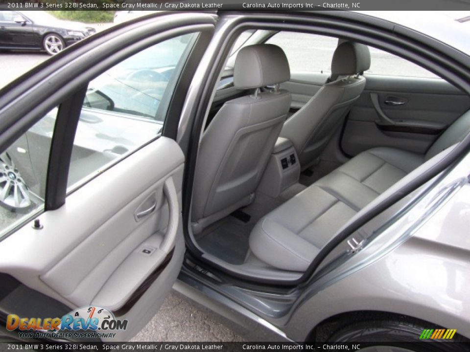 2011 BMW 3 Series 328i Sedan Space Gray Metallic / Gray Dakota Leather Photo #19