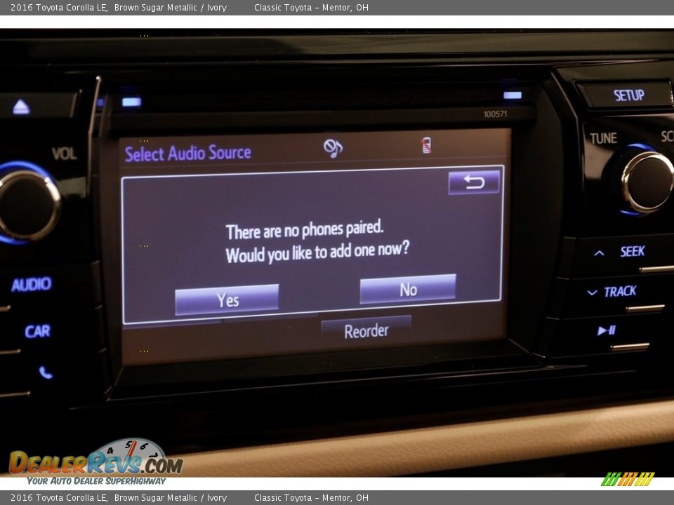 2016 Toyota Corolla LE Brown Sugar Metallic / Ivory Photo #11