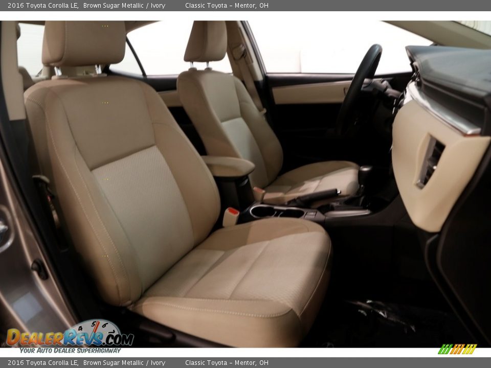 2016 Toyota Corolla LE Brown Sugar Metallic / Ivory Photo #14