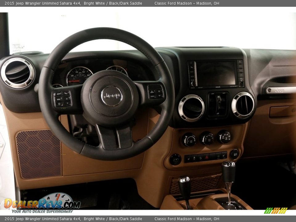 2015 Jeep Wrangler Unlimited Sahara 4x4 Bright White / Black/Dark Saddle Photo #7