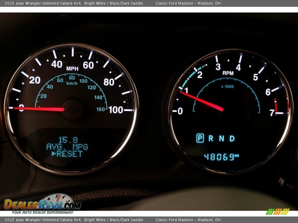2015 Jeep Wrangler Unlimited Sahara 4x4 Bright White / Black/Dark Saddle Photo #9