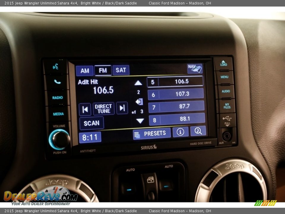 2015 Jeep Wrangler Unlimited Sahara 4x4 Bright White / Black/Dark Saddle Photo #13