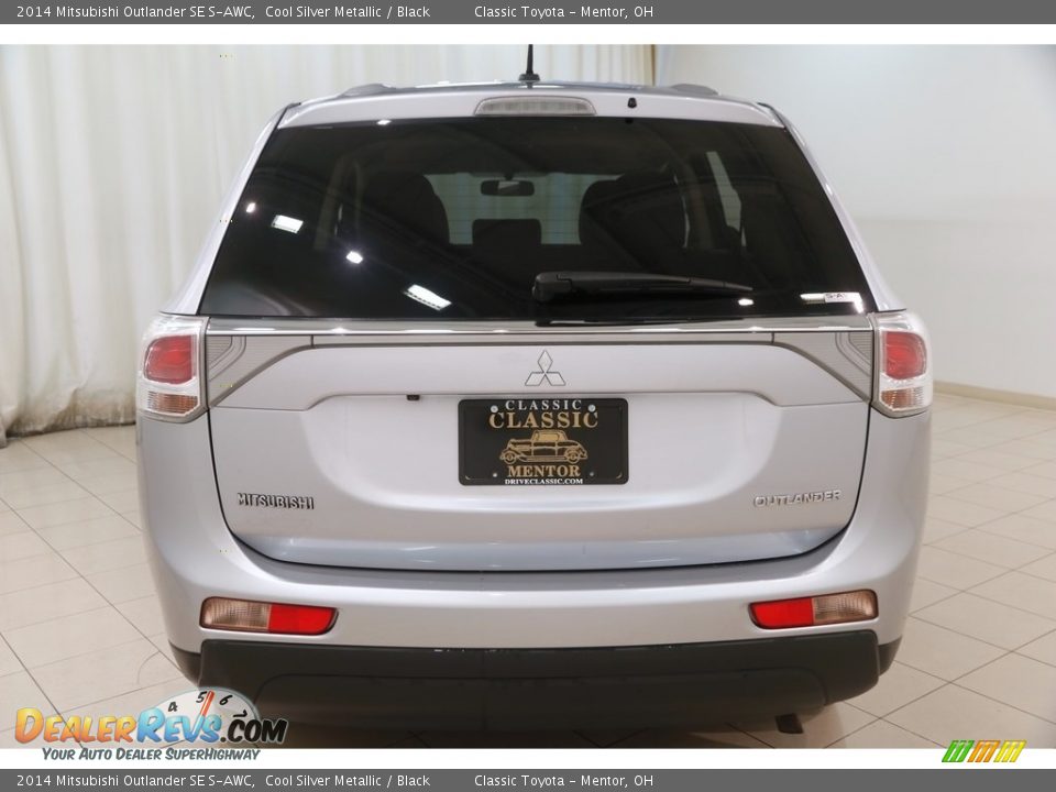 2014 Mitsubishi Outlander SE S-AWC Cool Silver Metallic / Black Photo #14