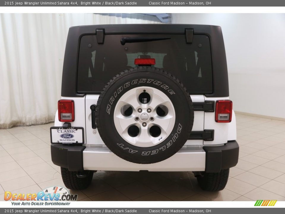 2015 Jeep Wrangler Unlimited Sahara 4x4 Bright White / Black/Dark Saddle Photo #20