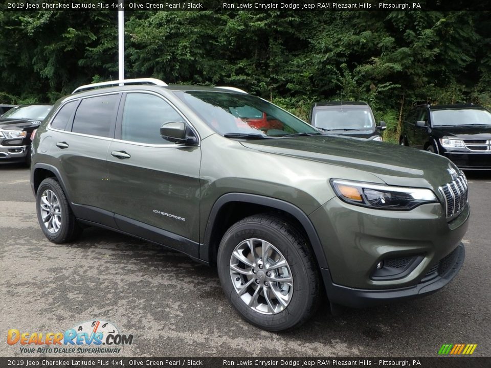 2019 Jeep Cherokee Latitude Plus 4x4 Olive Green Pearl / Black Photo #7