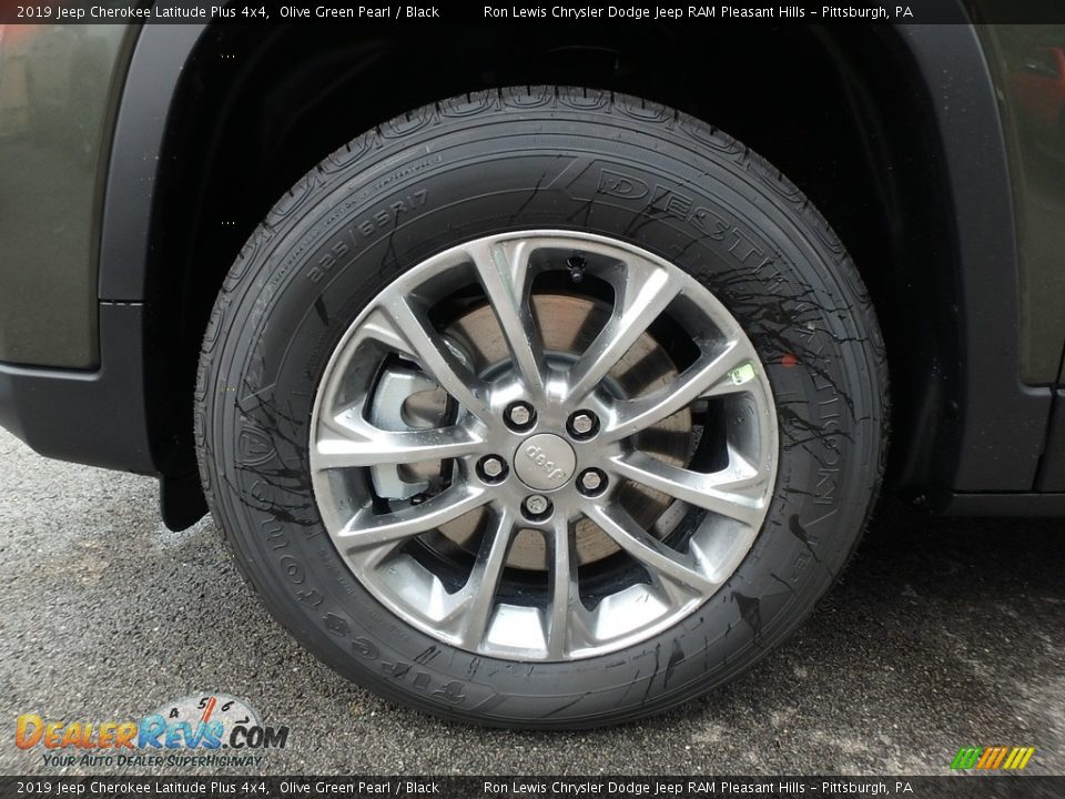 2019 Jeep Cherokee Latitude Plus 4x4 Olive Green Pearl / Black Photo #9