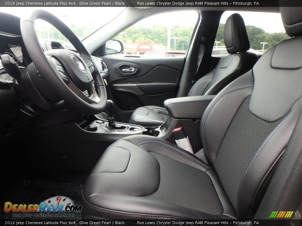 2019 Jeep Cherokee Latitude Plus 4x4 Olive Green Pearl / Black Photo #10
