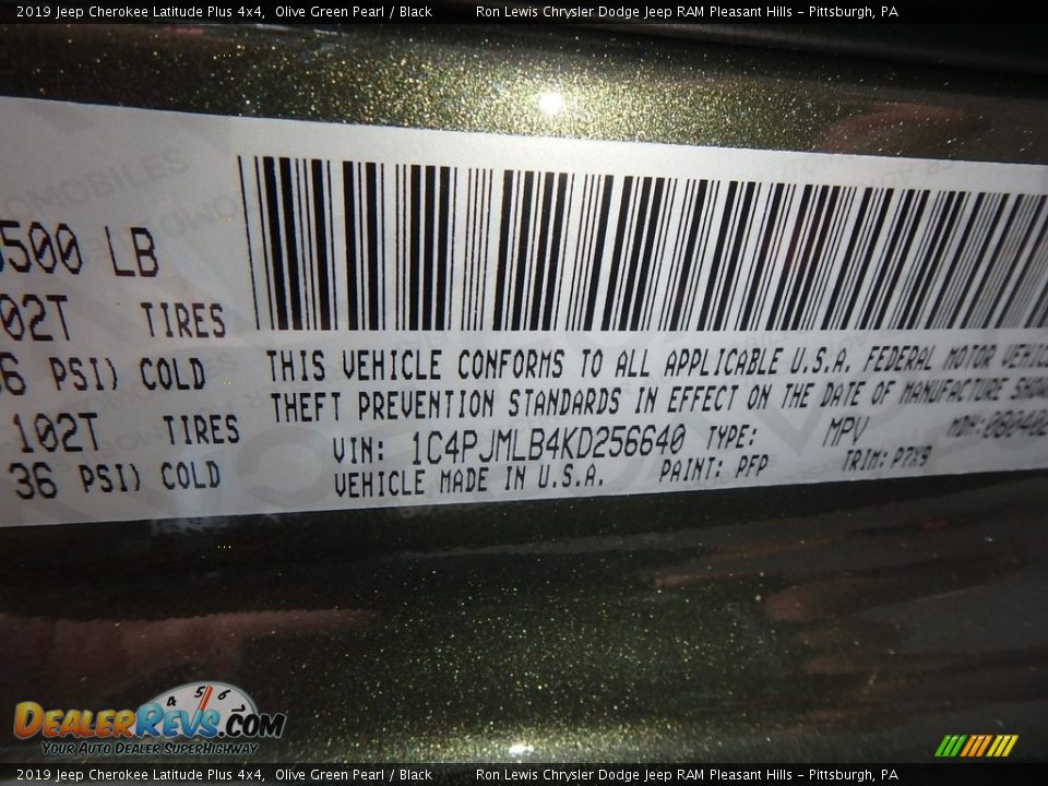 2019 Jeep Cherokee Latitude Plus 4x4 Olive Green Pearl / Black Photo #14