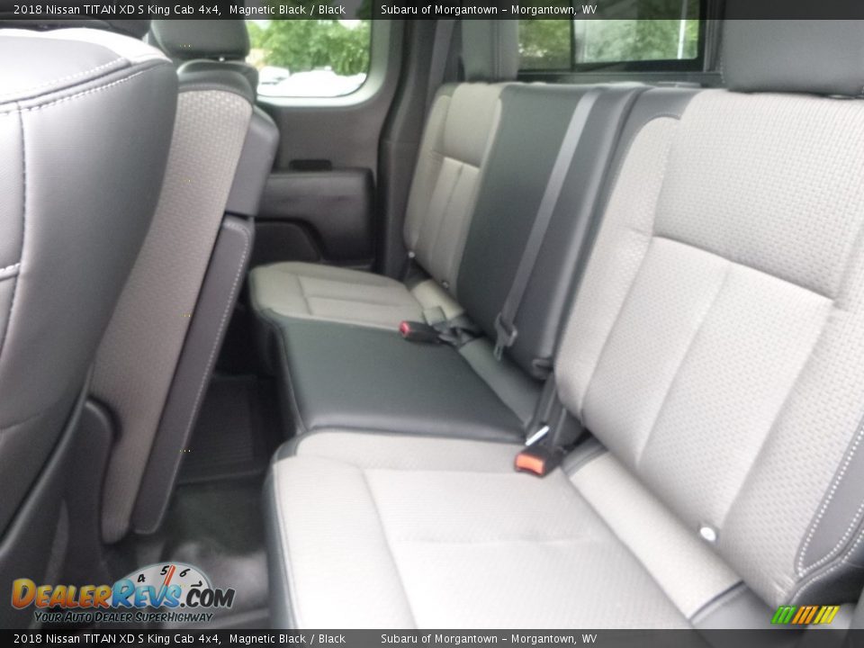 2018 Nissan TITAN XD S King Cab 4x4 Magnetic Black / Black Photo #14