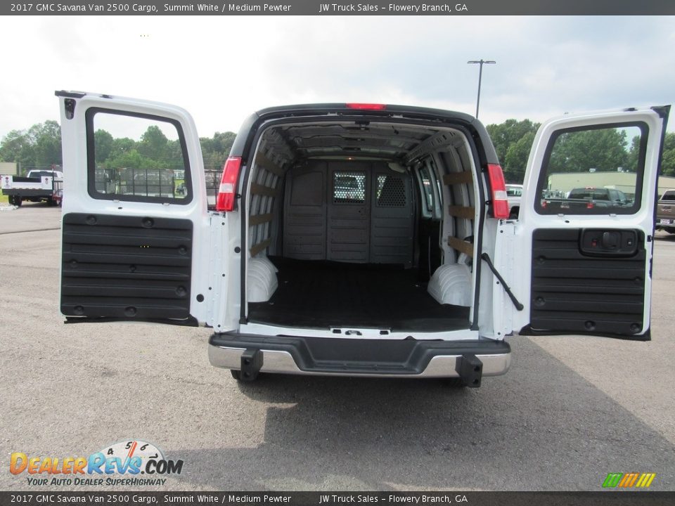 2017 GMC Savana Van 2500 Cargo Summit White / Medium Pewter Photo #10
