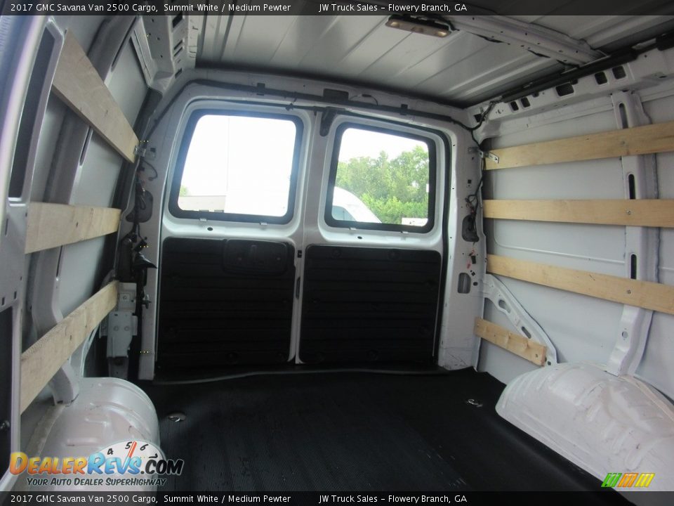 2017 GMC Savana Van 2500 Cargo Summit White / Medium Pewter Photo #17