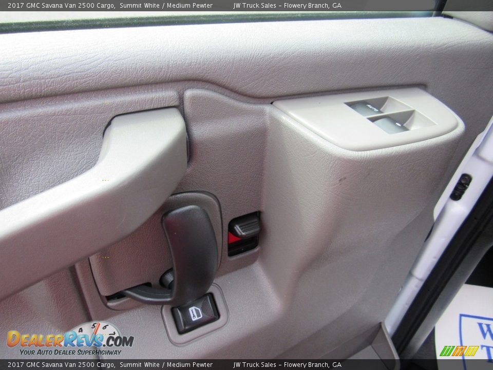 2017 GMC Savana Van 2500 Cargo Summit White / Medium Pewter Photo #31