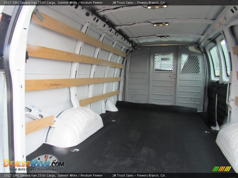 2017 GMC Savana Van 2500 Cargo Summit White / Medium Pewter Photo #12