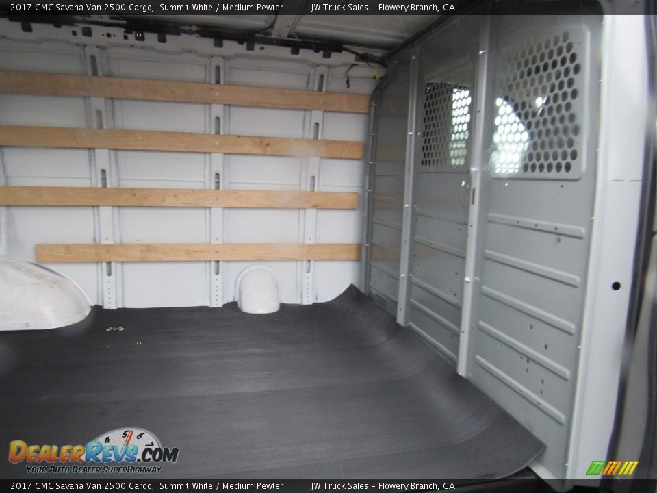 2017 GMC Savana Van 2500 Cargo Summit White / Medium Pewter Photo #16