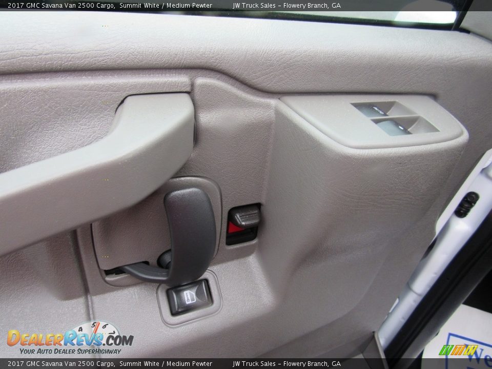 2017 GMC Savana Van 2500 Cargo Summit White / Medium Pewter Photo #32