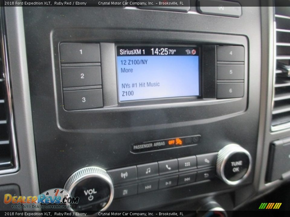 2018 Ford Expedition XLT Ruby Red / Ebony Photo #10
