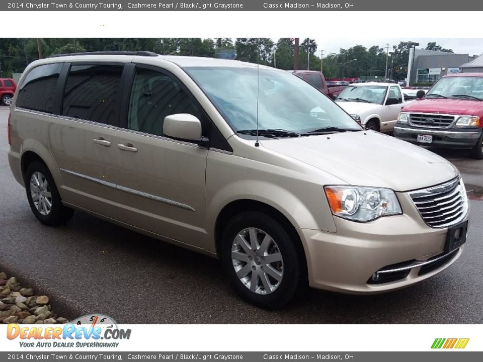 2014 Chrysler Town & Country Touring Cashmere Pearl / Black/Light Graystone Photo #2