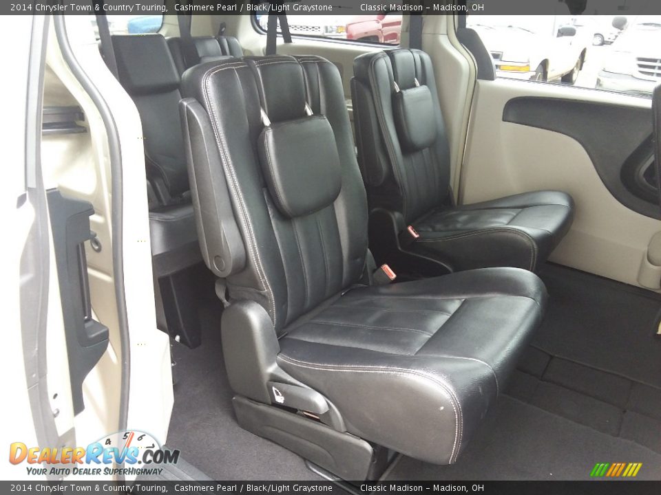 2014 Chrysler Town & Country Touring Cashmere Pearl / Black/Light Graystone Photo #10