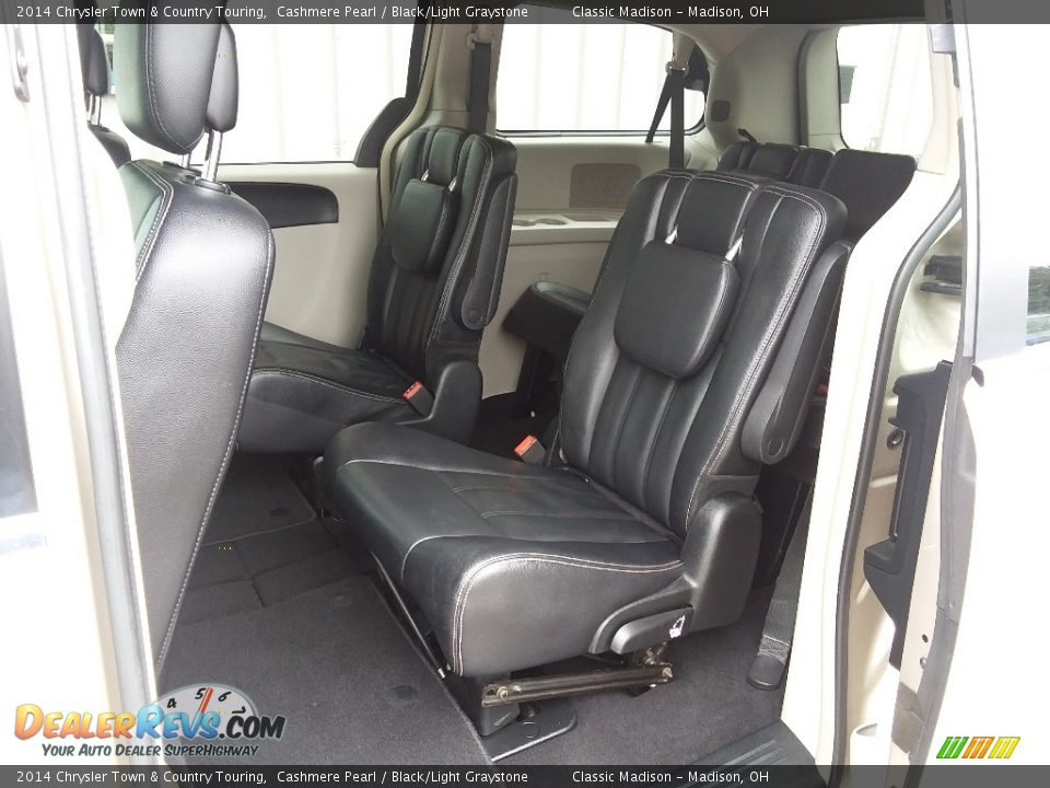2014 Chrysler Town & Country Touring Cashmere Pearl / Black/Light Graystone Photo #12