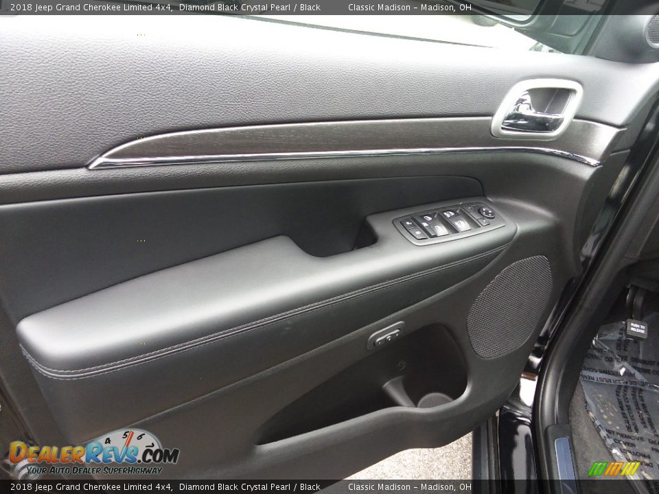 2018 Jeep Grand Cherokee Limited 4x4 Diamond Black Crystal Pearl / Black Photo #3