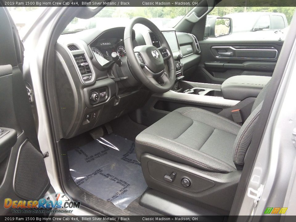 2019 Ram 1500 Big Horn Crew Cab 4x4 Billett Silver Metallic / Black Photo #4