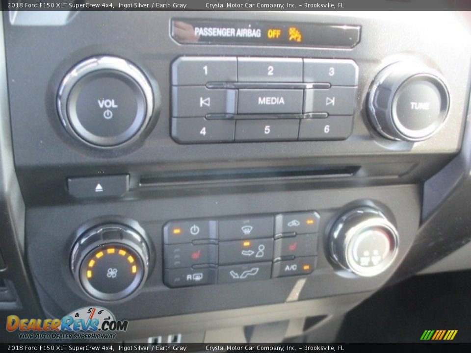 2018 Ford F150 XLT SuperCrew 4x4 Ingot Silver / Earth Gray Photo #10