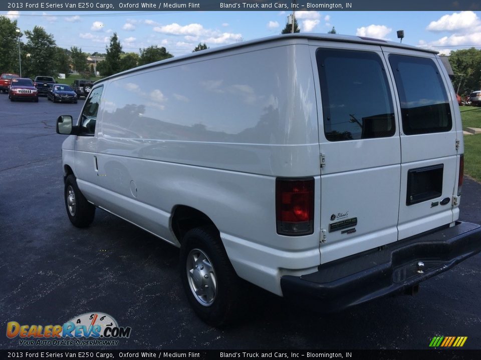 2013 Ford E Series Van E250 Cargo Oxford White / Medium Flint Photo #6