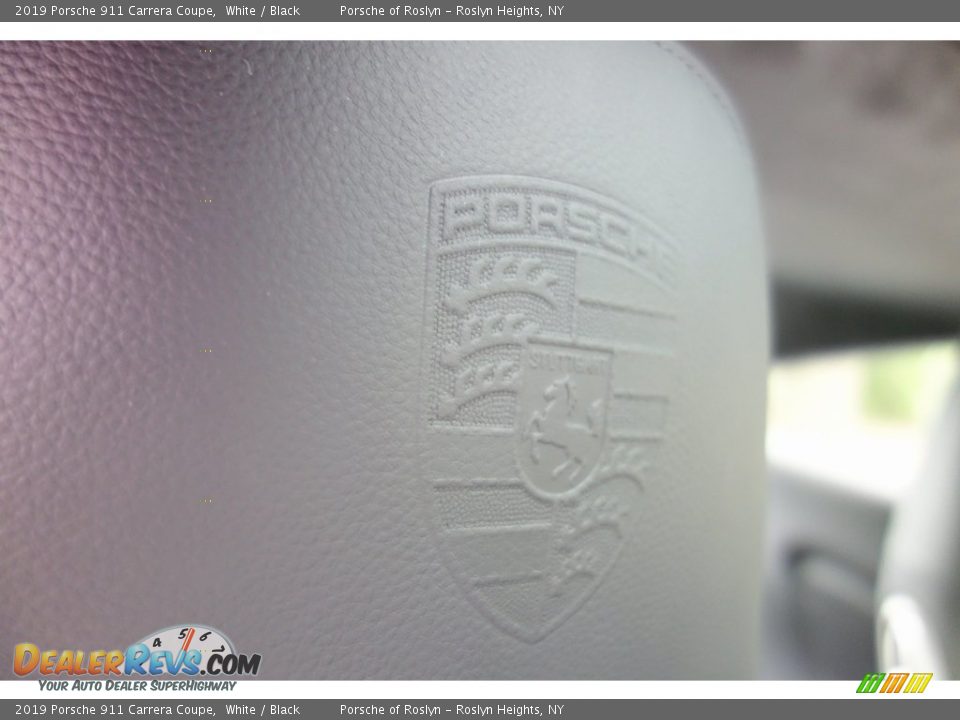 2019 Porsche 911 Carrera Coupe White / Black Photo #19