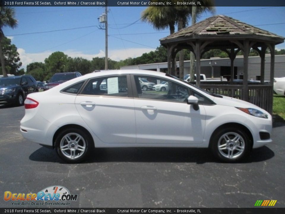 2018 Ford Fiesta SE Sedan Oxford White / Charcoal Black Photo #3