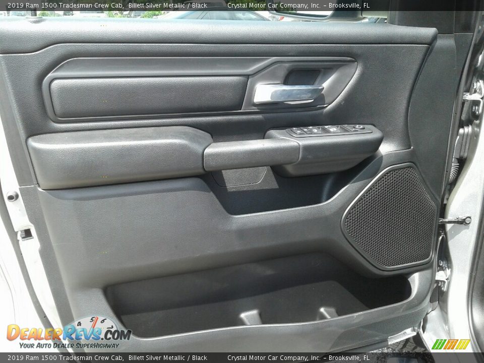 2019 Ram 1500 Tradesman Crew Cab Billett Silver Metallic / Black Photo #17