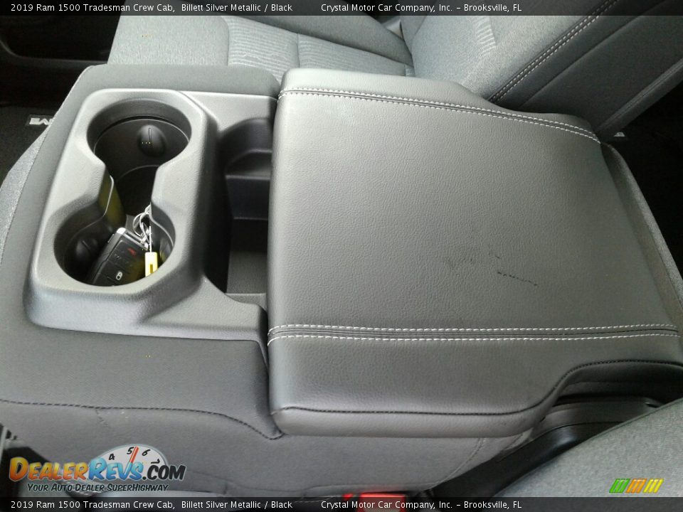 2019 Ram 1500 Tradesman Crew Cab Billett Silver Metallic / Black Photo #18