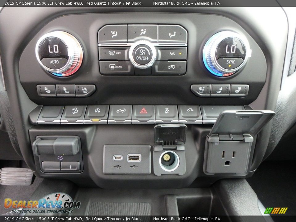Controls of 2019 GMC Sierra 1500 SLT Crew Cab 4WD Photo #17
