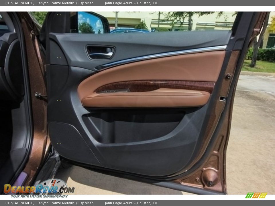 Door Panel of 2019 Acura MDX  Photo #23