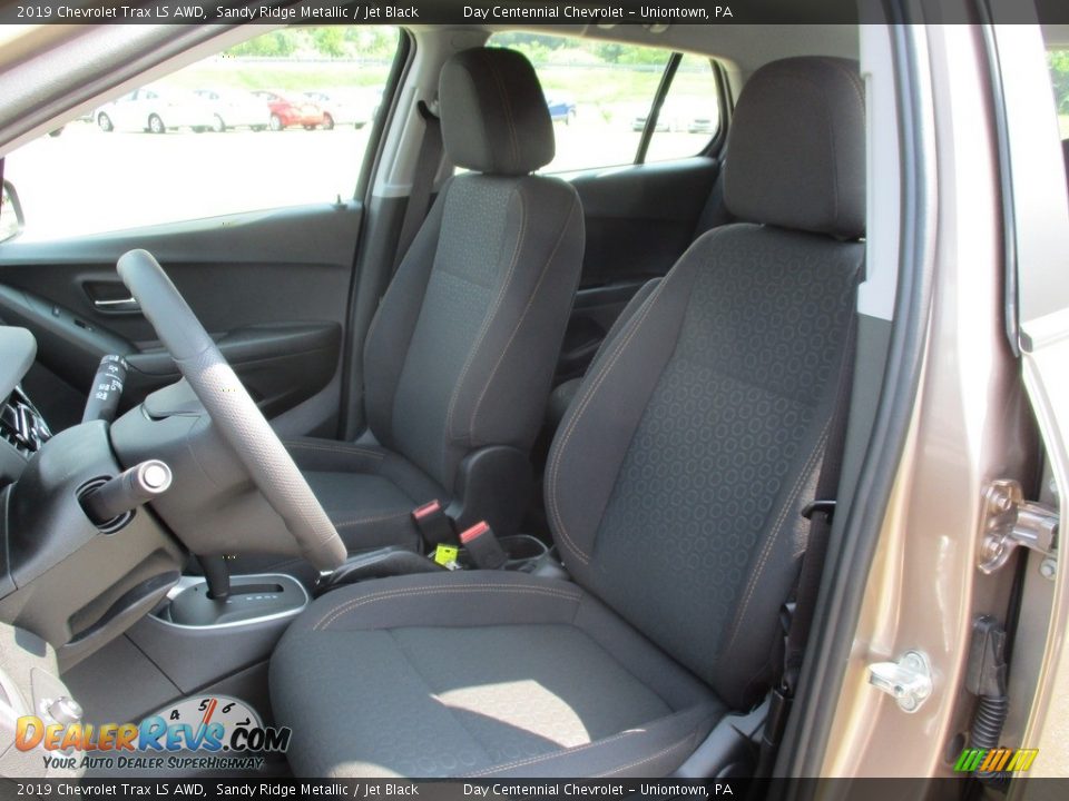 Front Seat of 2019 Chevrolet Trax LS AWD Photo #7